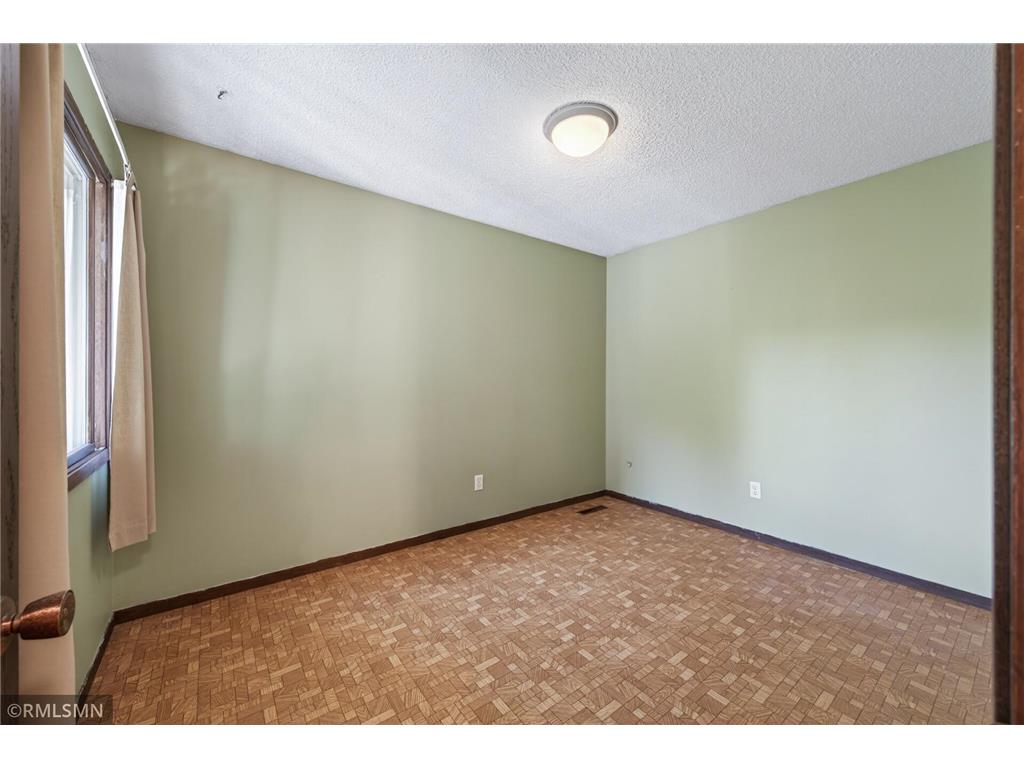897 Monterey Drive Shoreview MN 55126 7068930 image24