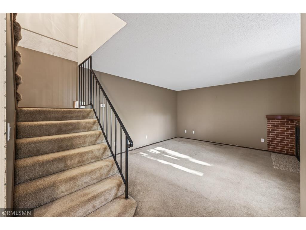 897 Monterey Drive Shoreview MN 55126 7068930 image9