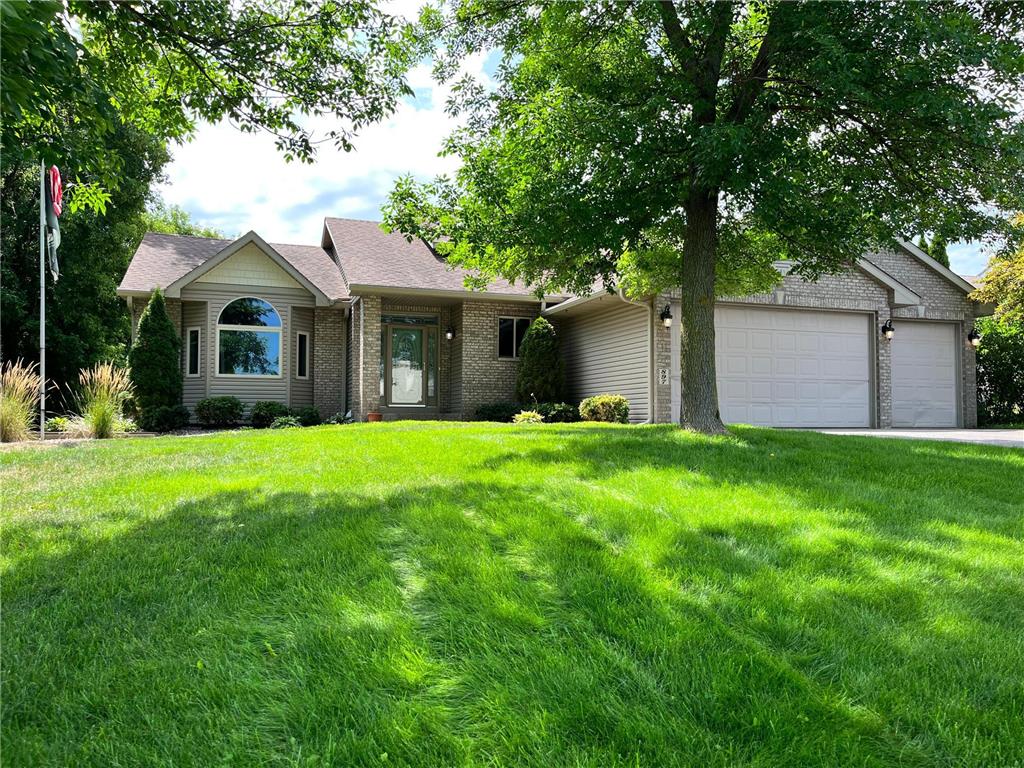 897 Pioneer Trail SE, Cambridge, MN, 55008 MLS 6405254 Edina Realty