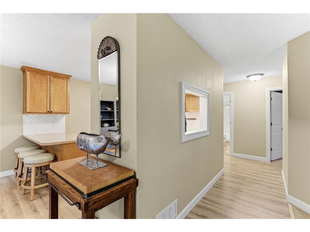 8970 Neill Lake Road Eden Prairie MN 55347 - Neil 7060933 image16