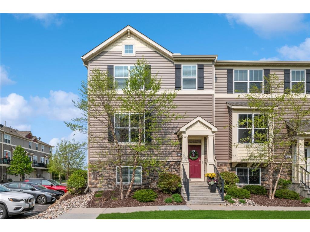 8972 SW Village Loop Chanhassen MN 55317 6371285 image1