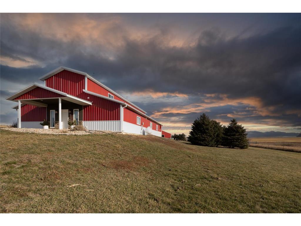 898 60th Avenue, Beaver Creek Twp, MN, 56116 MLS 6477475 Edina Realty