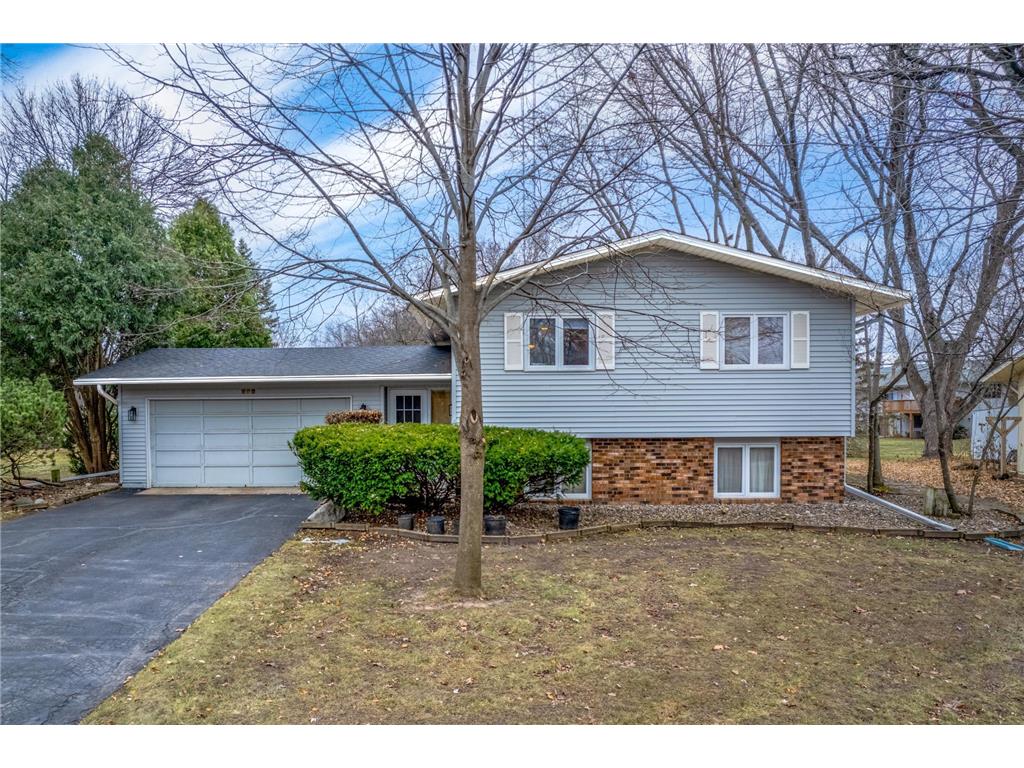 898 Dawn Avenue Shoreview MN 55126 6638069 image1