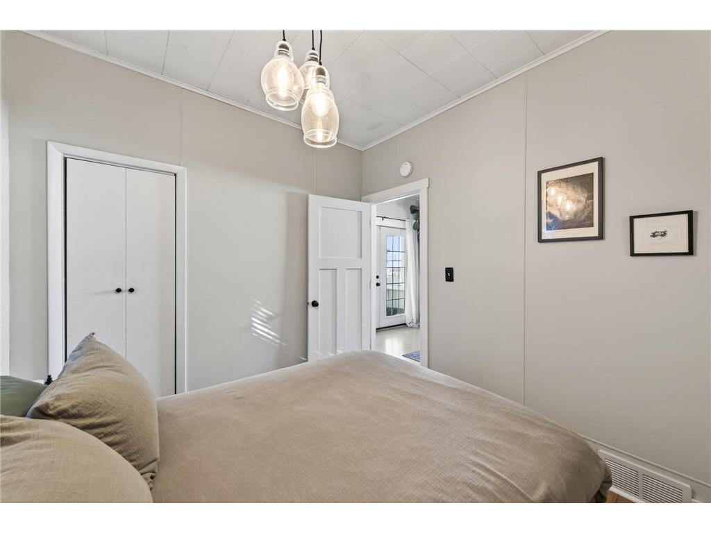 898 Juno Avenue Saint Paul MN 55102 7043626 image12