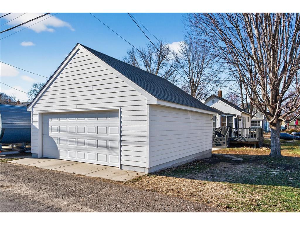 898 Juno Avenue Saint Paul MN 55102 7043626 image23