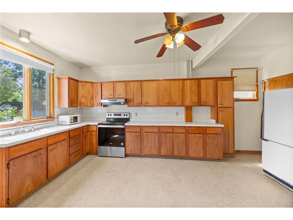 898 Western Avenue N Saint Paul MN 55117 7093417 image11