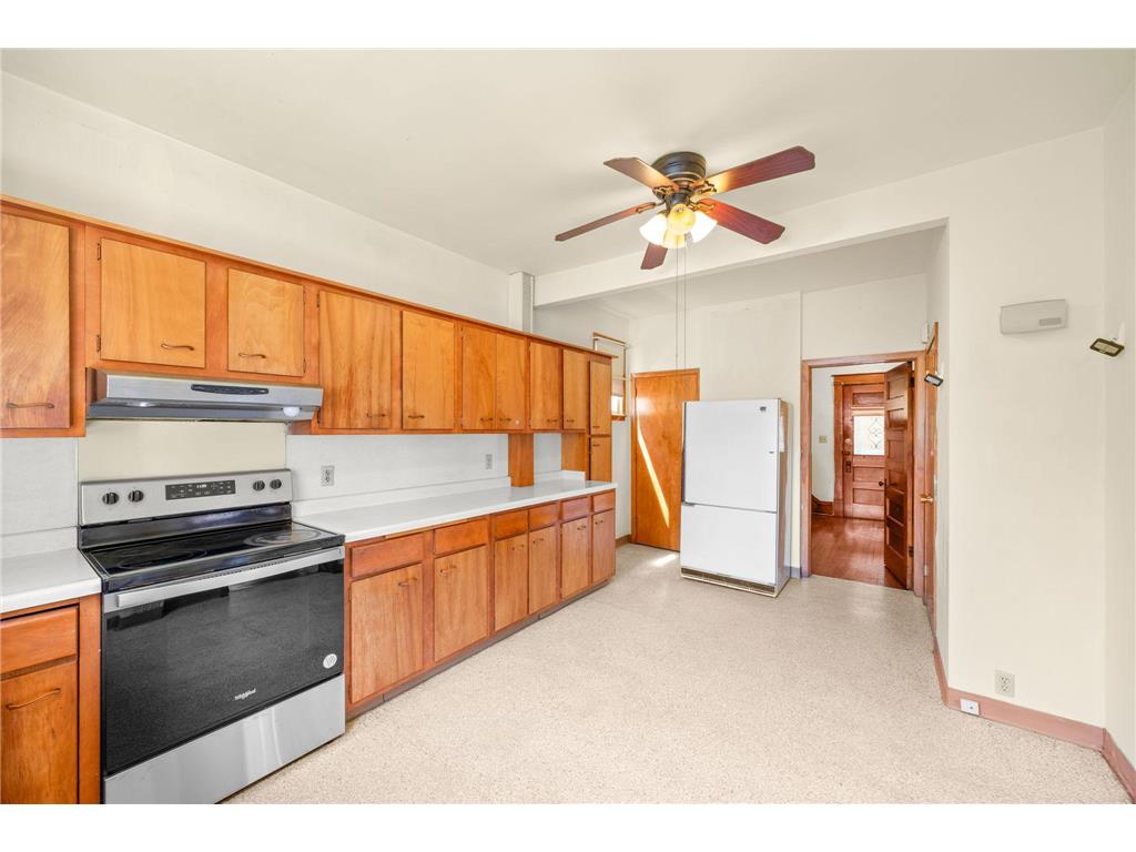 898 Western Avenue N Saint Paul MN 55117 7093417 image13