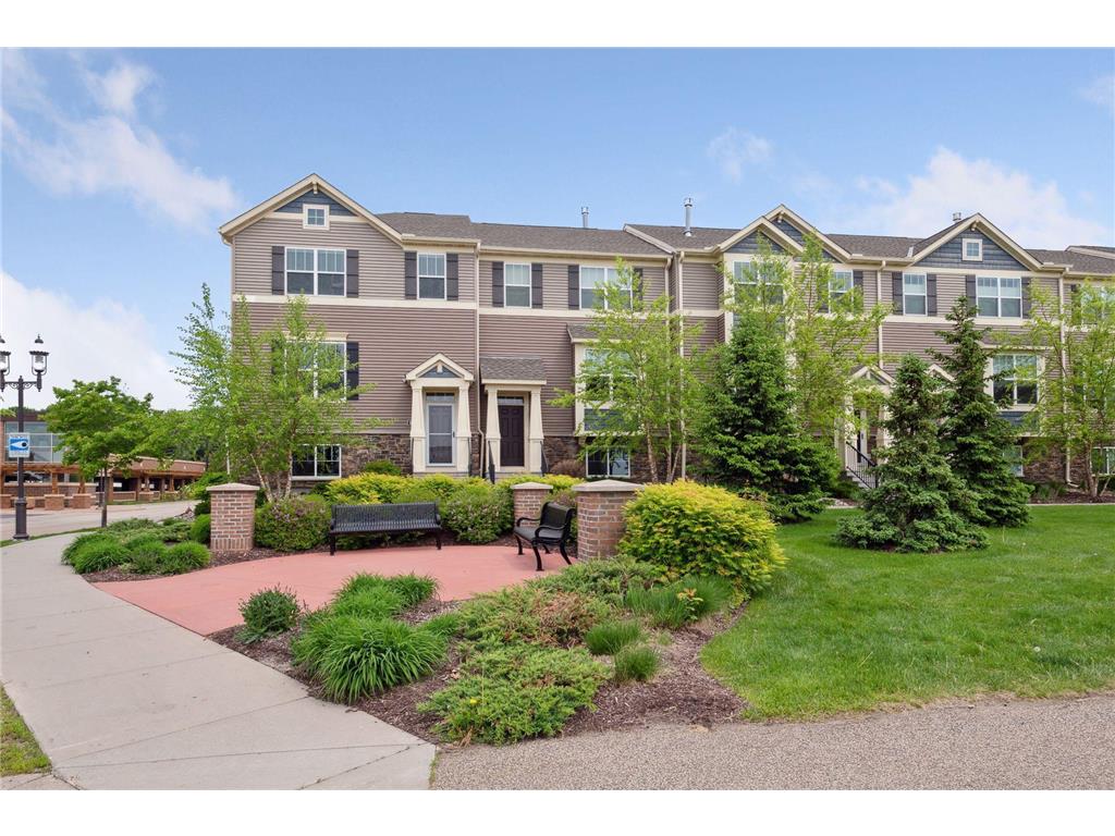 8981 SW Village Loop Chanhassen MN 55317 6377410 image1