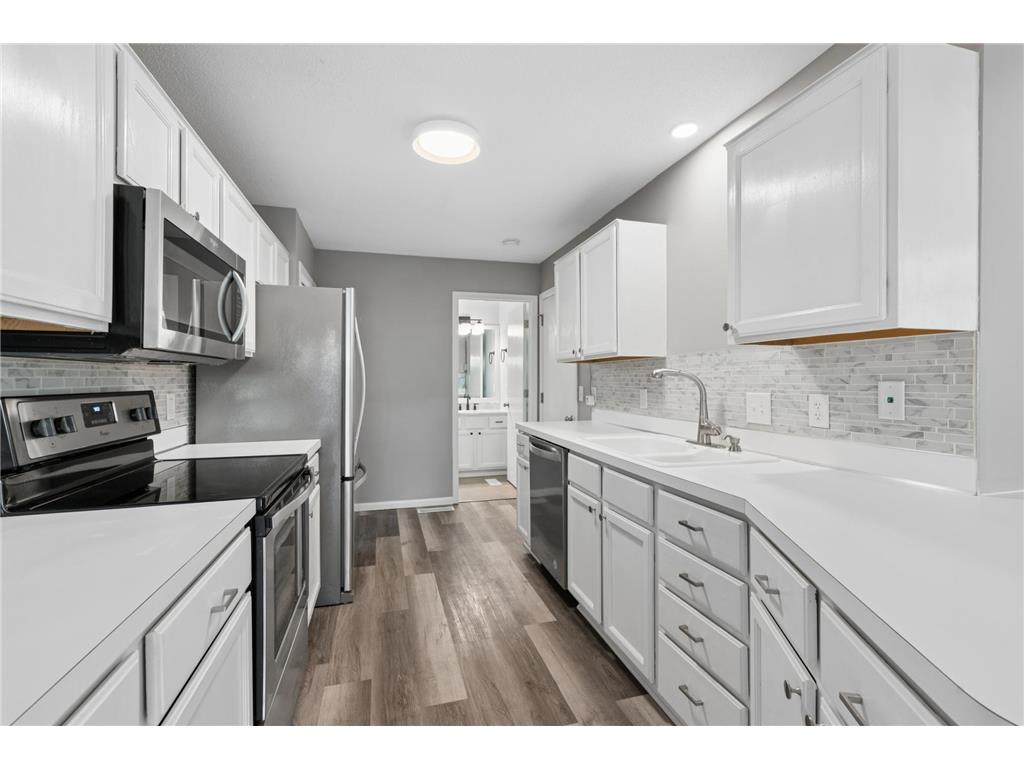 8981 Spring Lane Woodbury MN 55125 7061890 image13