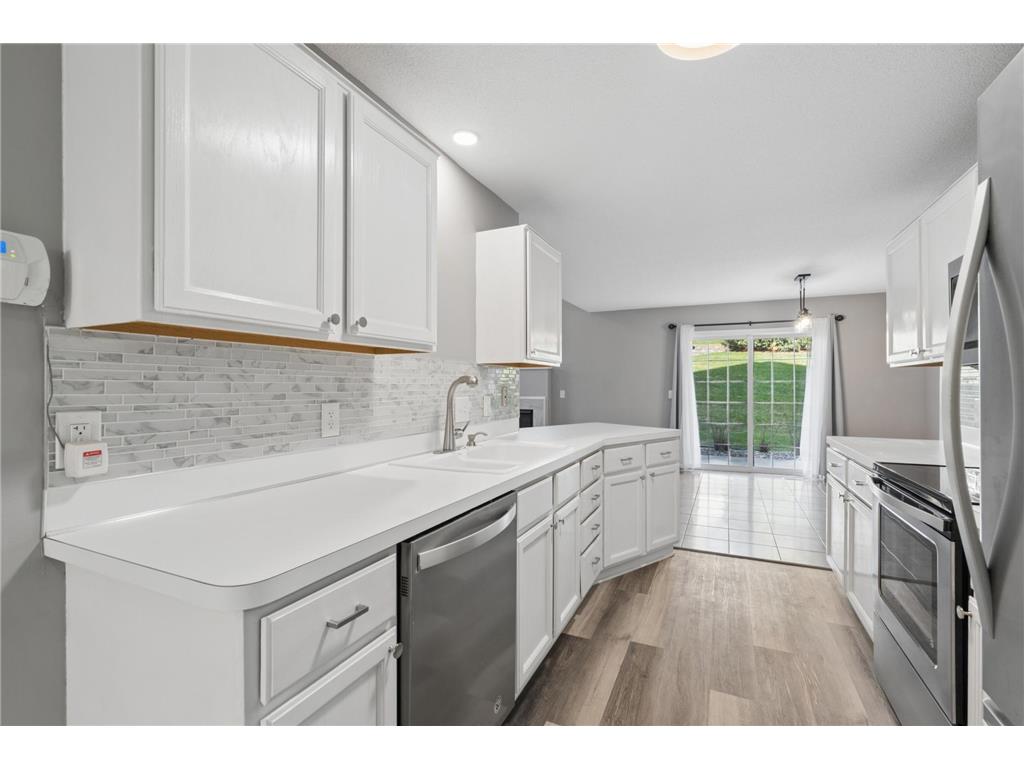 8981 Spring Lane Woodbury MN 55125 7061890 image14