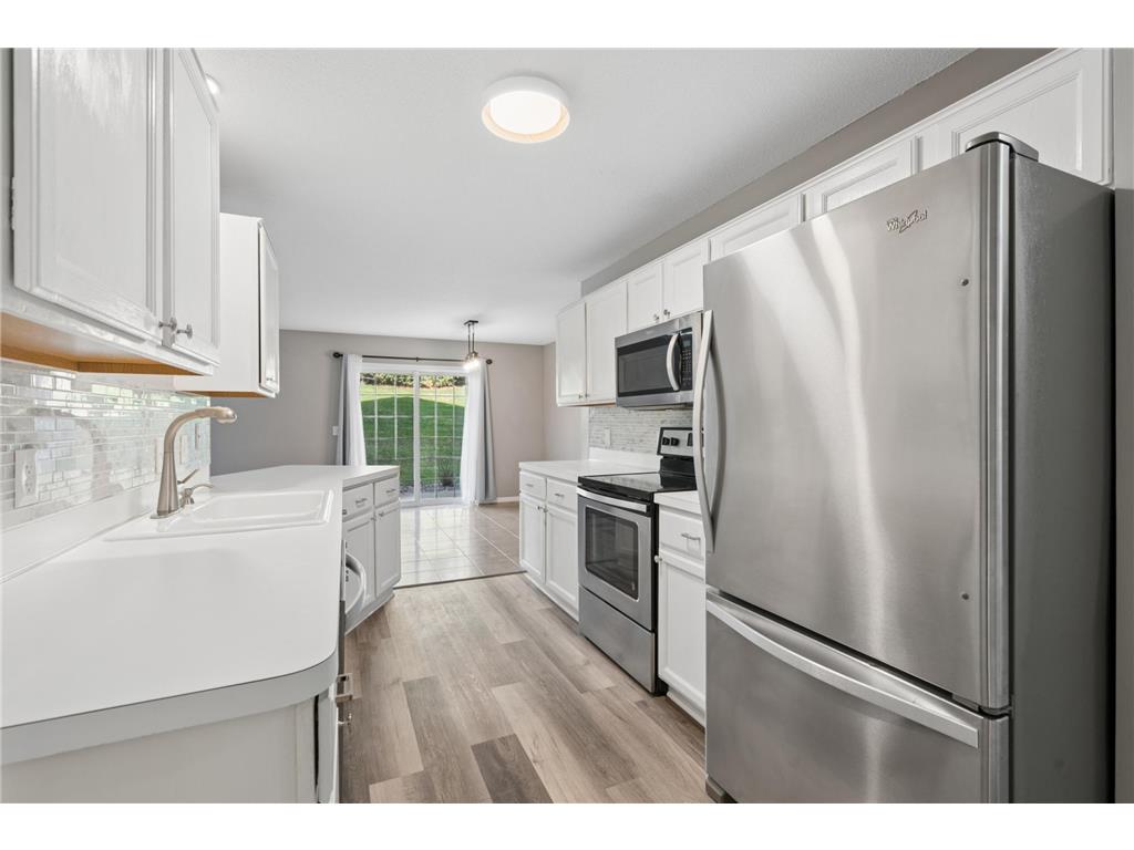8981 Spring Lane Woodbury MN 55125 7061890 image15