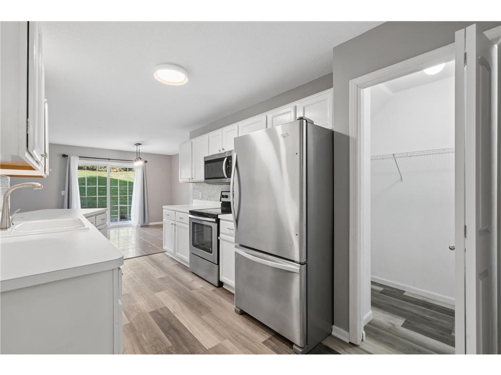 8981 Spring Lane Woodbury MN 55125 7061890 image16