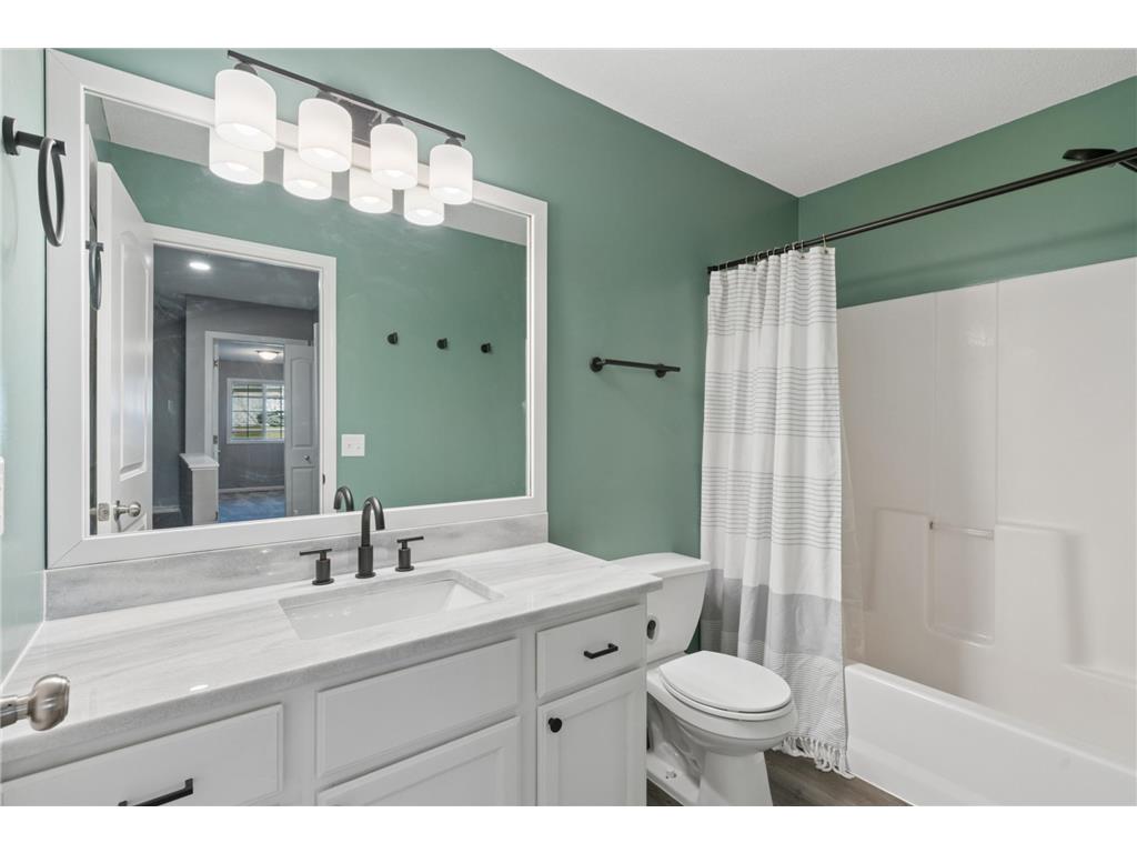 8981 Spring Lane Woodbury MN 55125 7061890 image22