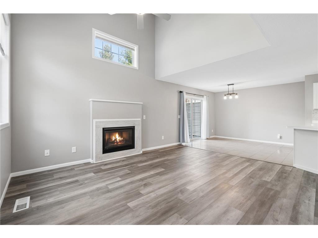 8981 Spring Lane Woodbury MN 55125 7061890 image4
