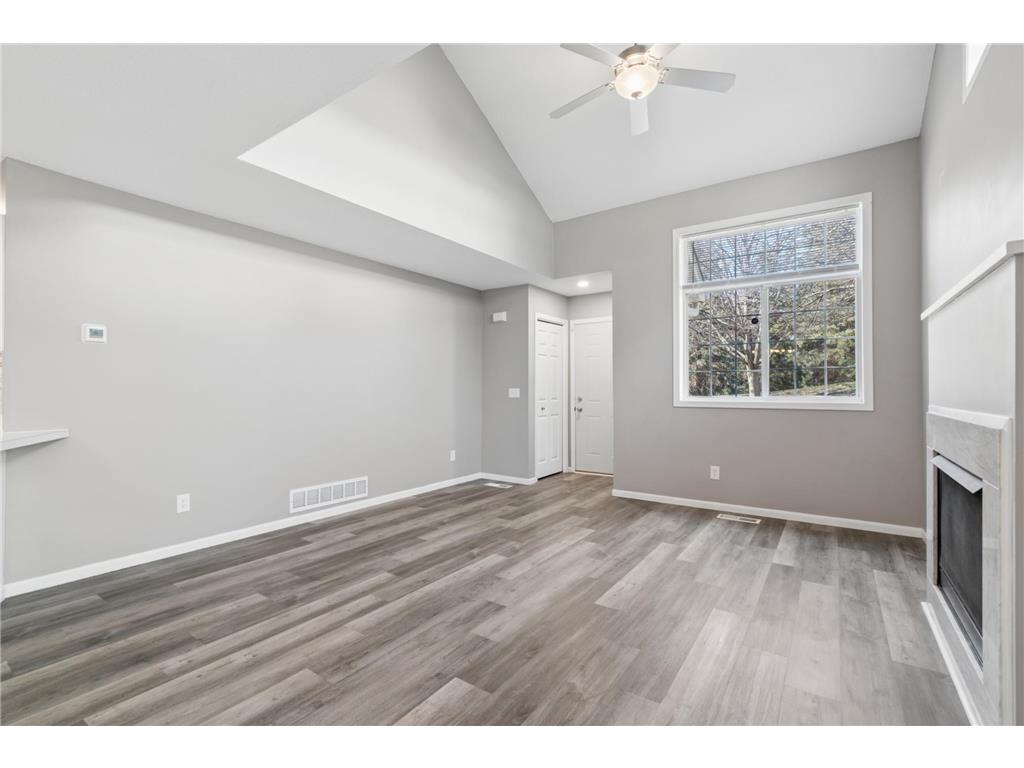 8981 Spring Lane Woodbury MN 55125 7061890 image7