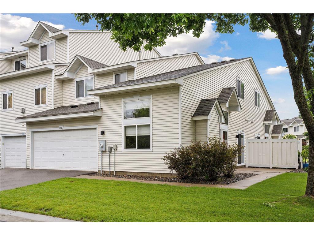 8986 Sawgrass Glen, Maple Grove, MN, 55311 MLS 6553350 Edina Realty