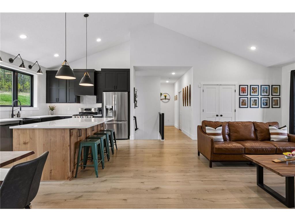 899 Gavin Pass Hudson WI 54016 7067341 image19