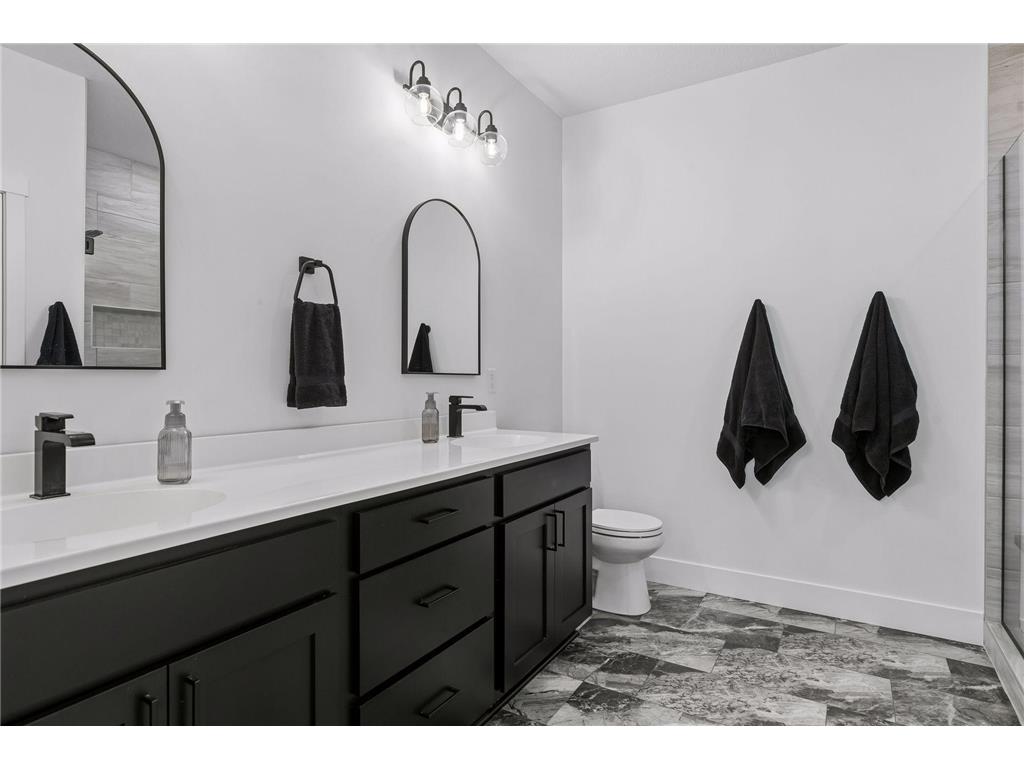 899 Gavin Pass Hudson WI 54016 7067341 image23