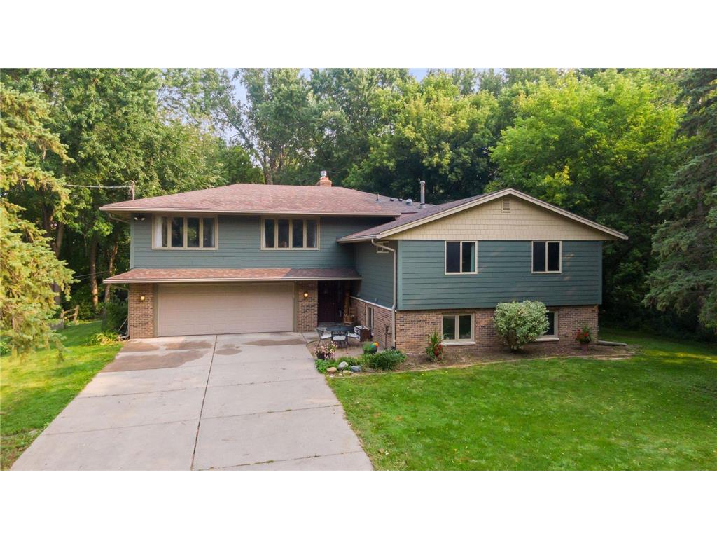 899 Millwood Avenue Roseville MN 55113 6423463 image1