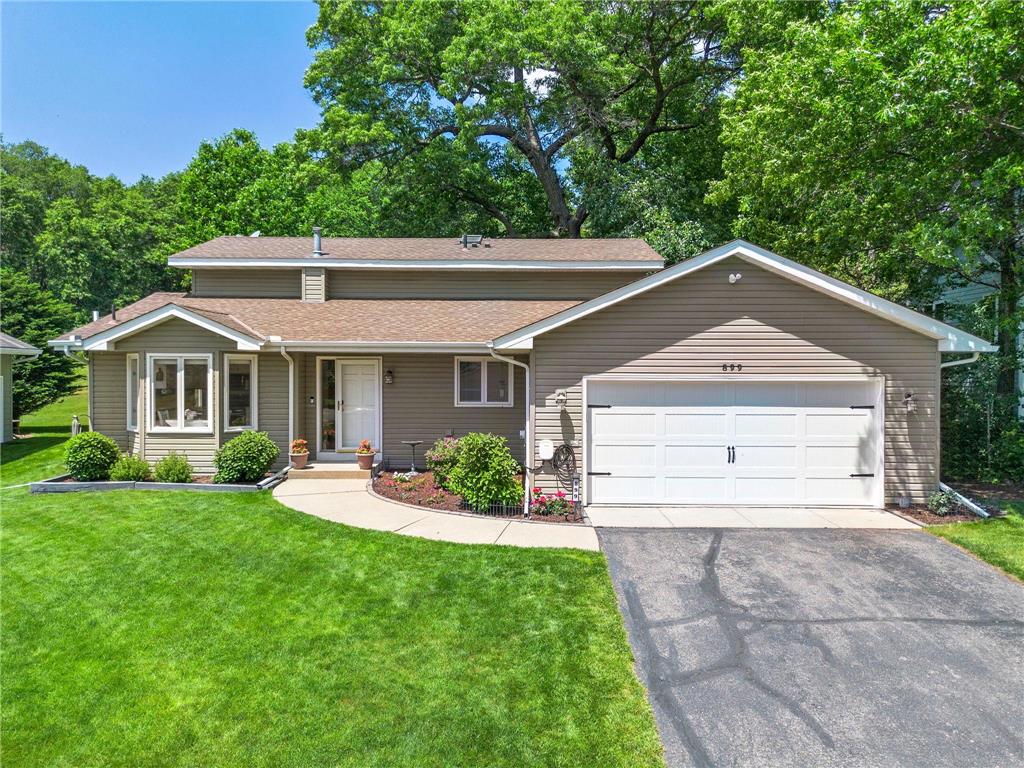 899 Park Knoll Drive Eagan MN 55123 7085599 image1