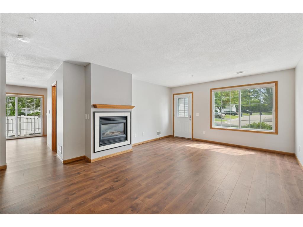 8990 Scarlet Globe Drive Eden Prairie MN 55347 6762093 image1