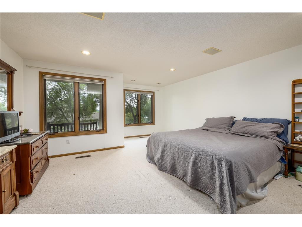 8991 Ferndale Lane Eden Prairie MN 55347 6802111 image25