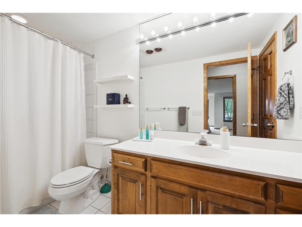 8991 Ferndale Lane Eden Prairie MN 55347 6802111 image26