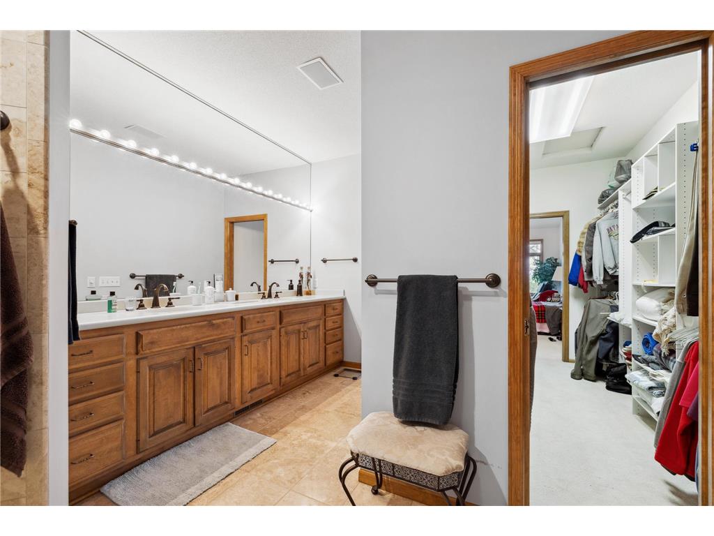 8991 Ferndale Lane Eden Prairie MN 55347 6802111 image32