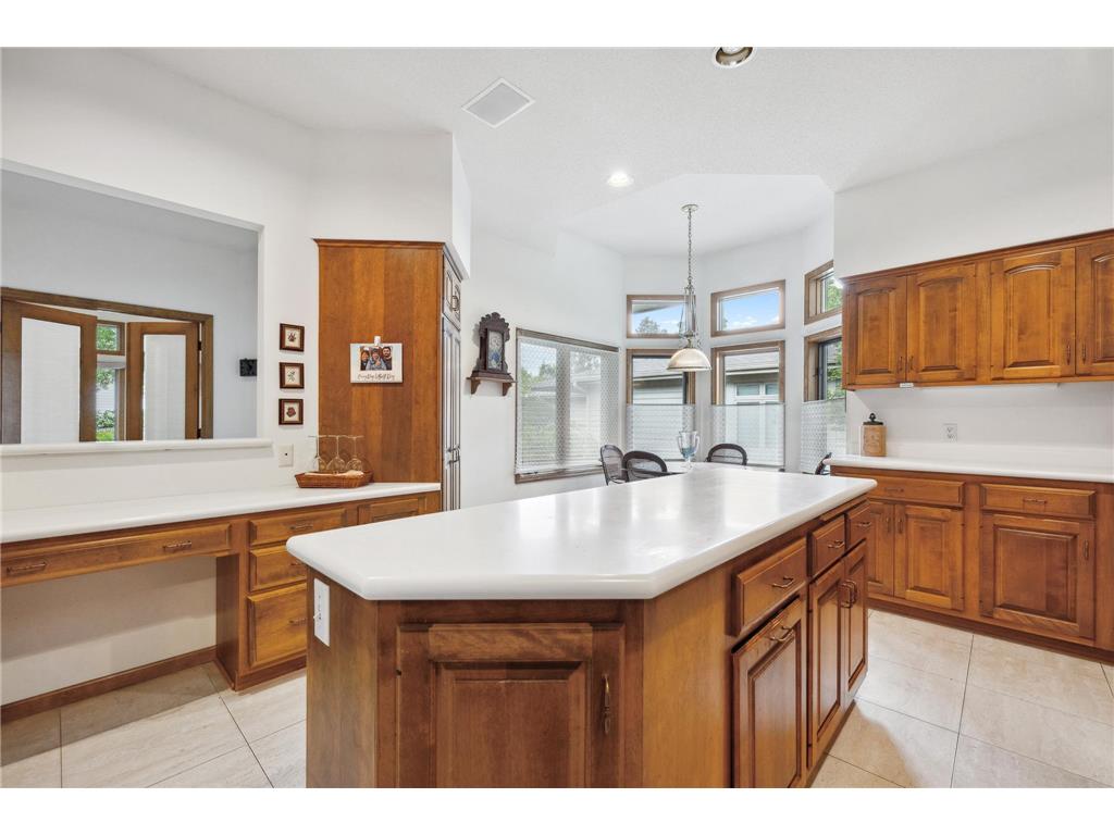 8991 Ferndale Lane Eden Prairie MN 55347 6802111 image5