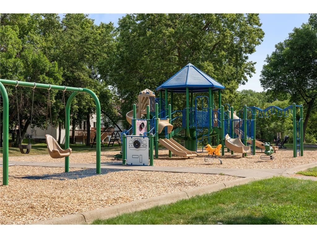 8991 Montegue Terrace Brooklyn Park MN 55443 7069957 image46