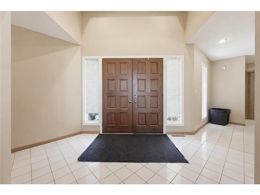 8992 Hidden Meadow Road Woodbury MN 55125 7057027 image10