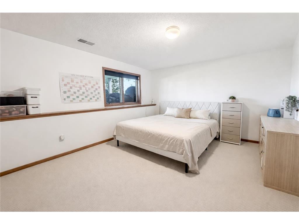 8992 Hidden Meadow Road Woodbury MN 55125 7057027 image15
