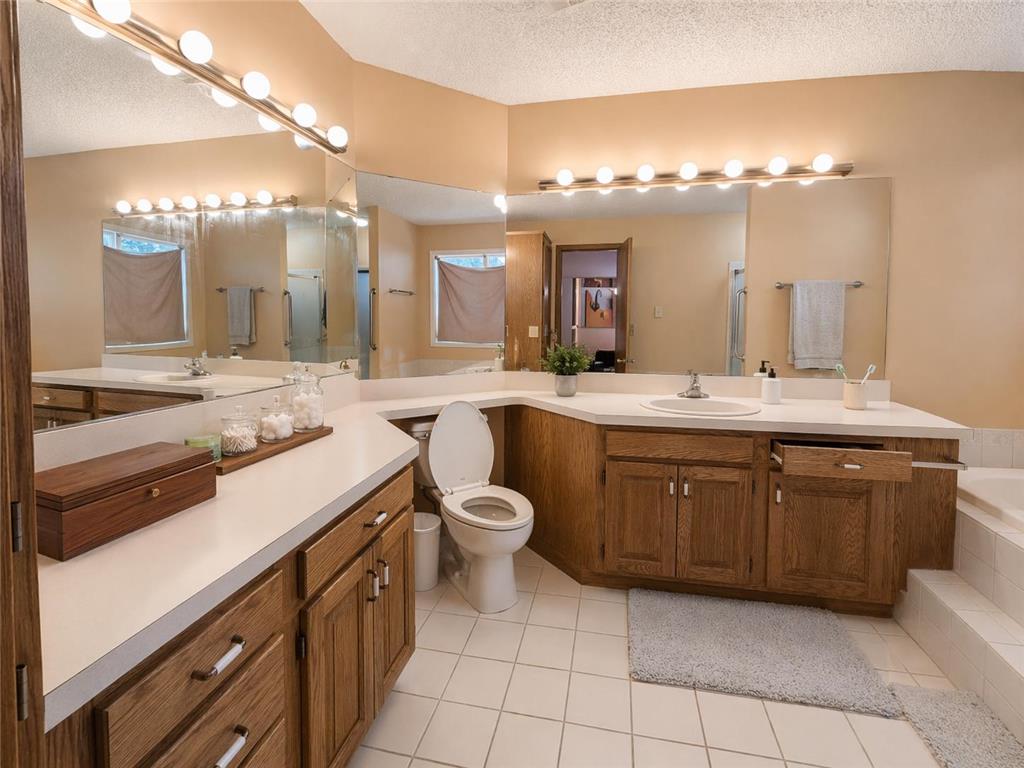 8992 Hidden Meadow Road Woodbury MN 55125 7057027 image19