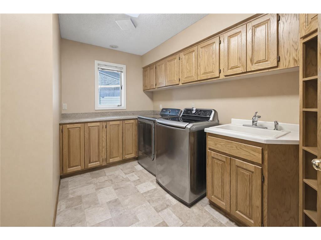 8992 Hidden Meadow Road Woodbury MN 55125 7057027 image3