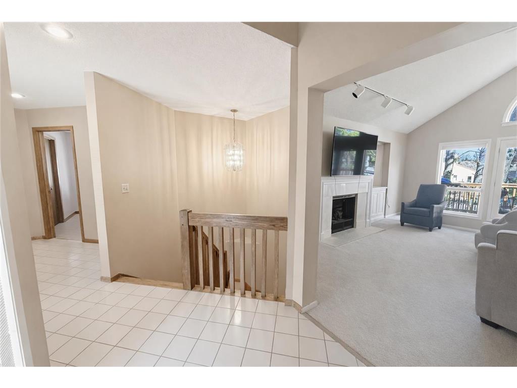 8992 Hidden Meadow Road Woodbury MN 55125 7057027 image8