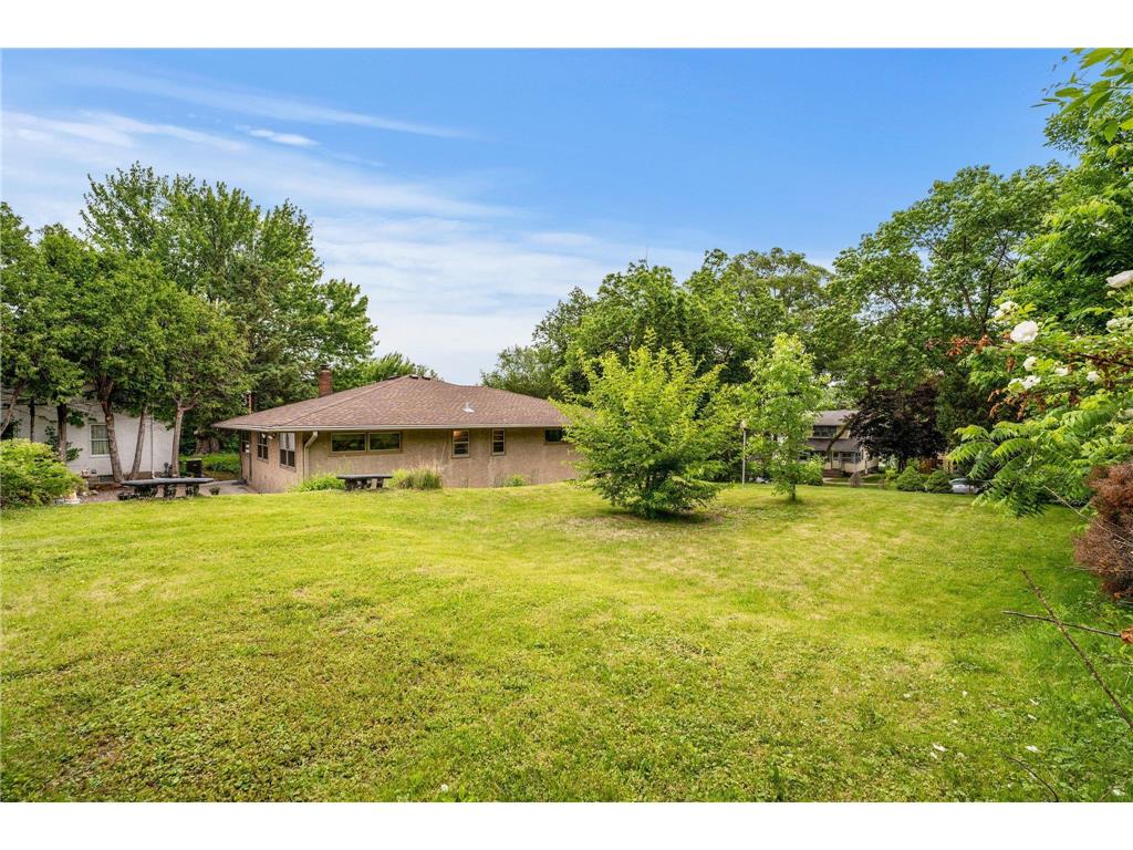 8XX Humboldt Avenue West Saint Paul MN 55118 6756432 image10