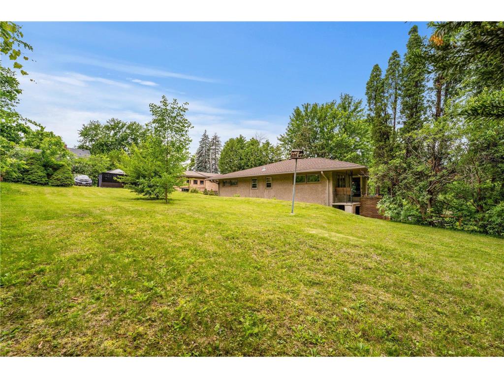 8XX Humboldt Avenue West Saint Paul MN 55118 6756432 image11