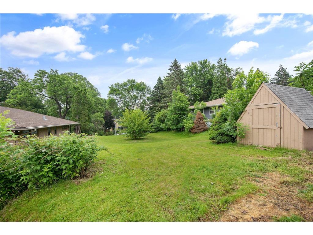 8XX Humboldt Avenue West Saint Paul MN 55118 6756432 image12