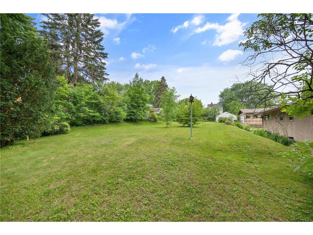 8XX Humboldt Avenue West Saint Paul MN 55118 6756432 image2