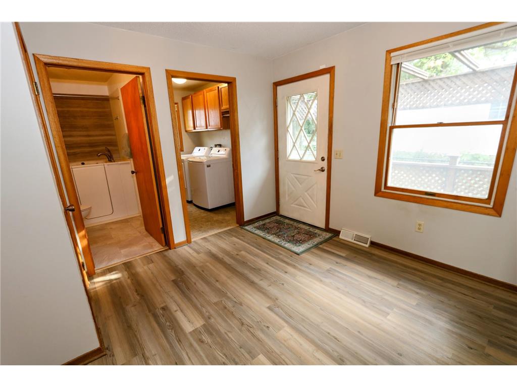 9 1st Street SE Faribault MN 55021 7088662 image25
