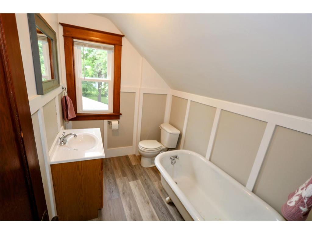 9 1st Street SE Faribault MN 55021 7088662 image37