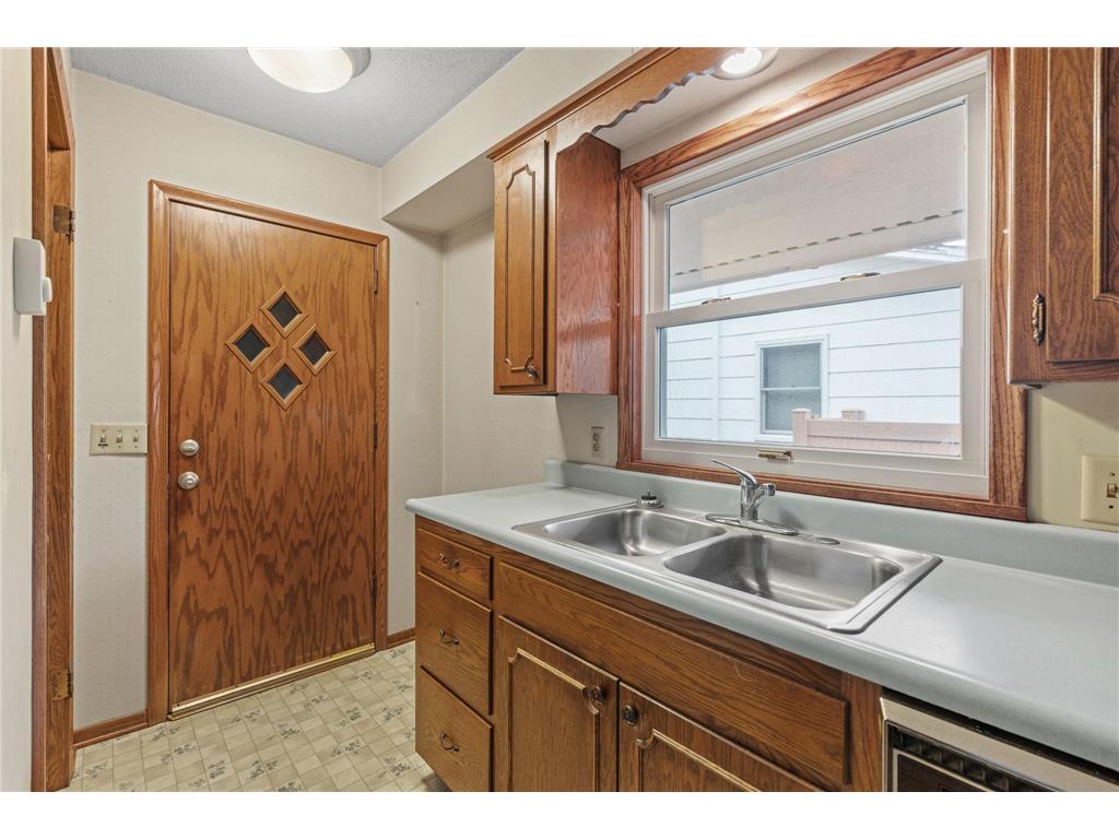 9 6th Avenue NE Osseo MN 55369 7091997 image27