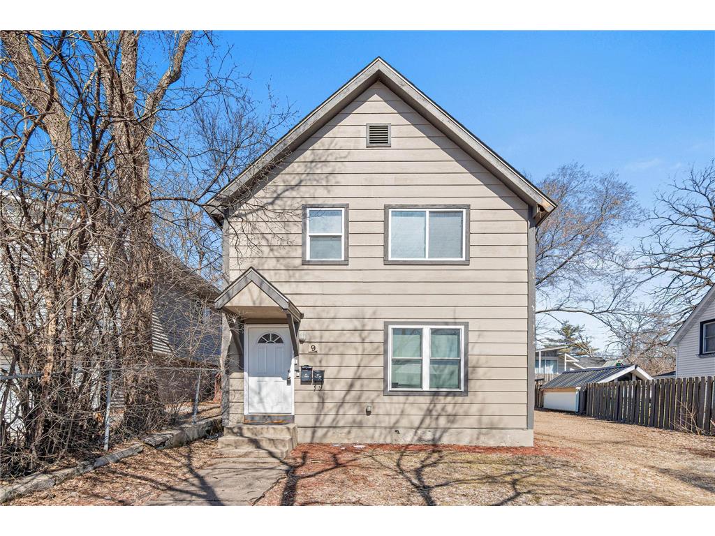 9 Acker Street W Saint Paul MN 55117 7021649 image1