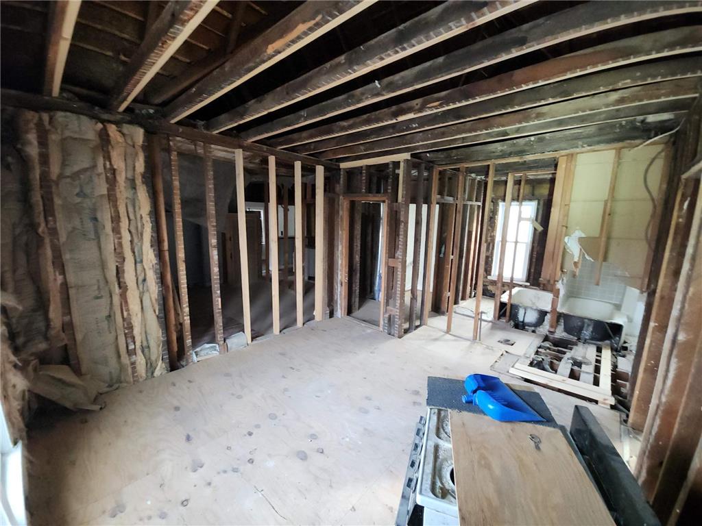 9 E 37th Street Minneapolis MN 55409 6756142 image1