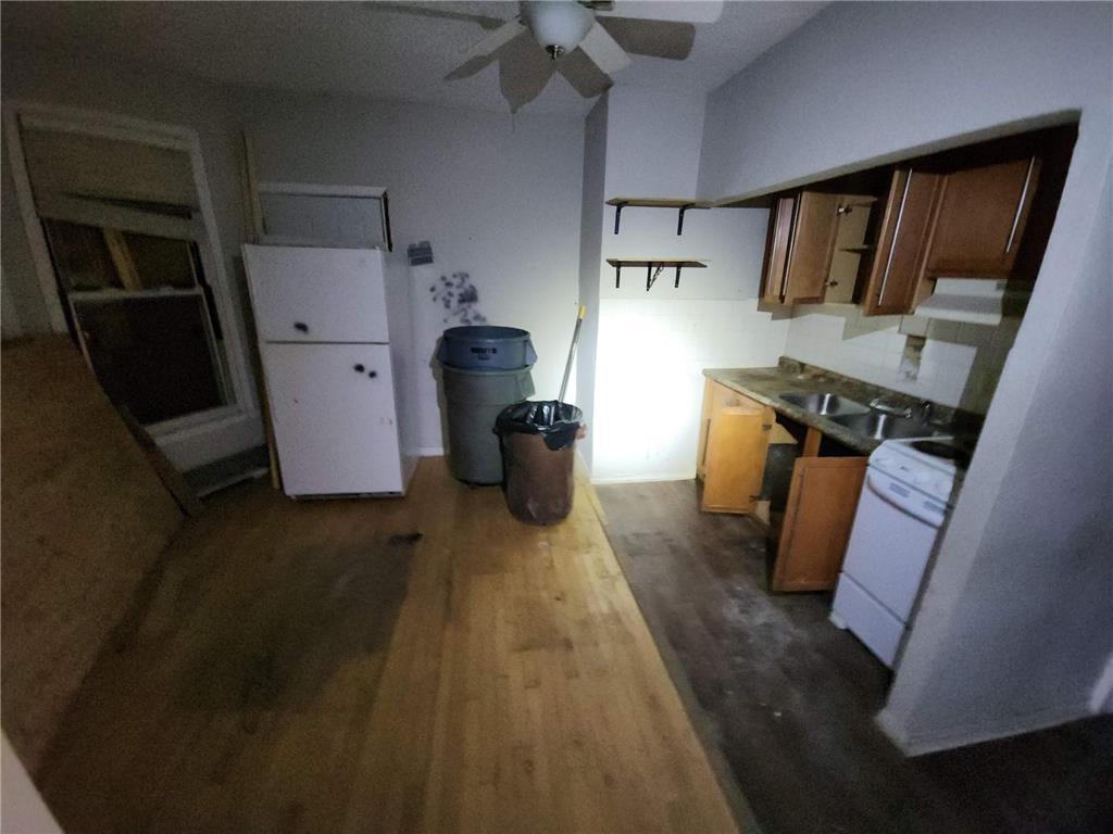 9 E 37th Street Minneapolis MN 55409 7005957 image12