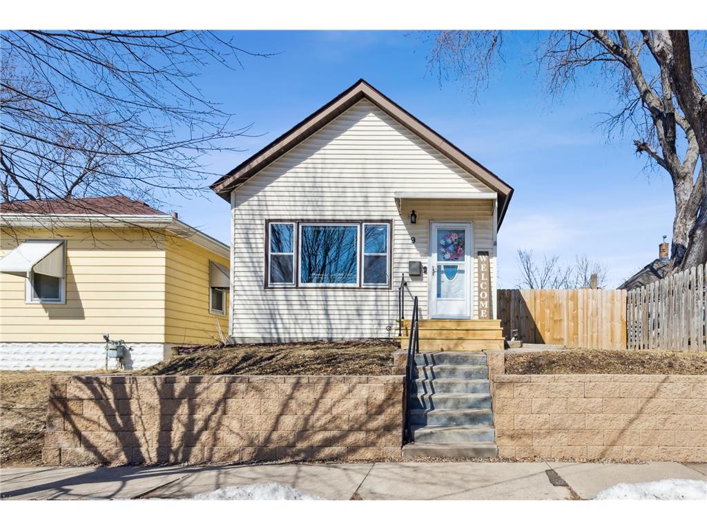 9 Morton Street W Saint Paul MN 55107 6349701 image1