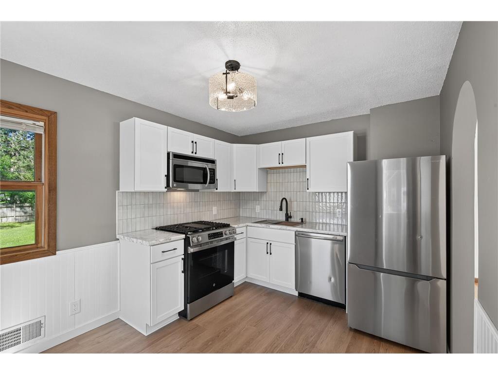 9 Park Drive Circle Pines MN 55014 7092219 image8