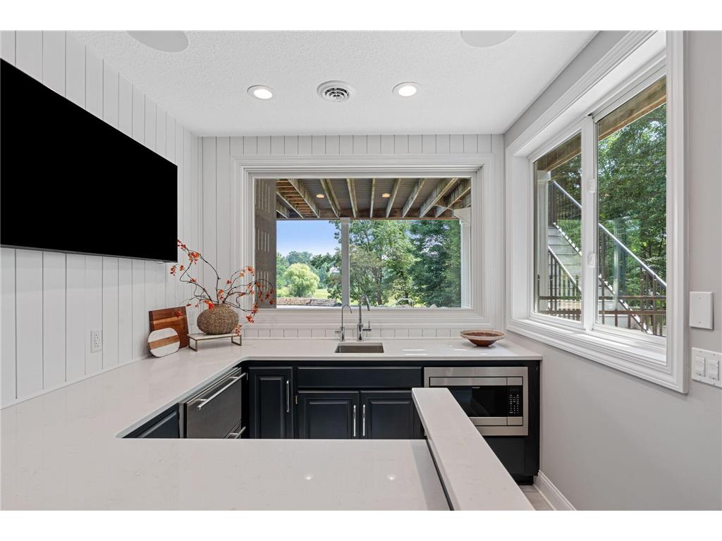 9 Red Forest Way North Oaks MN 55127 6764240 image65