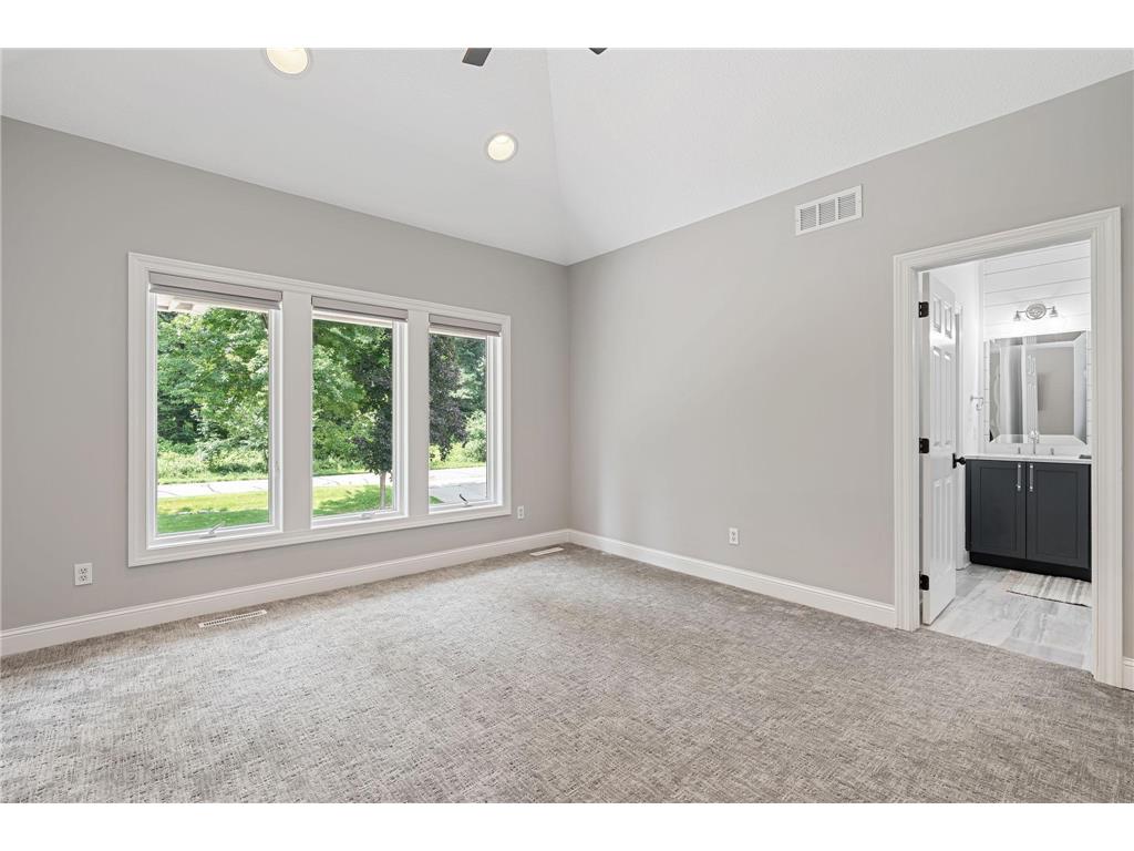 9 Red Forest Way North Oaks MN 55127 7082126 image41