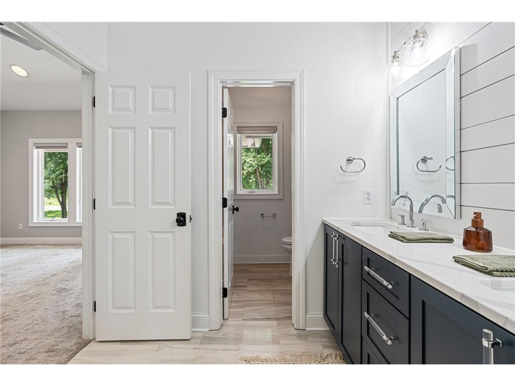 9 Red Forest Way North Oaks MN 55127 7082126 image45